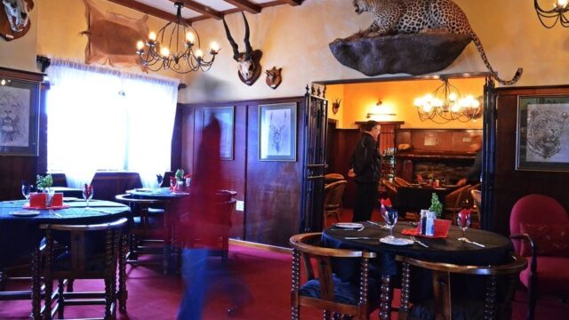 m_hunters_pub1_resized1