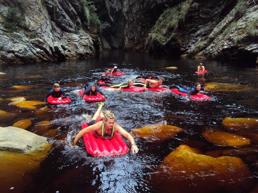 activity-kayak-and-lilo-2-1024×768