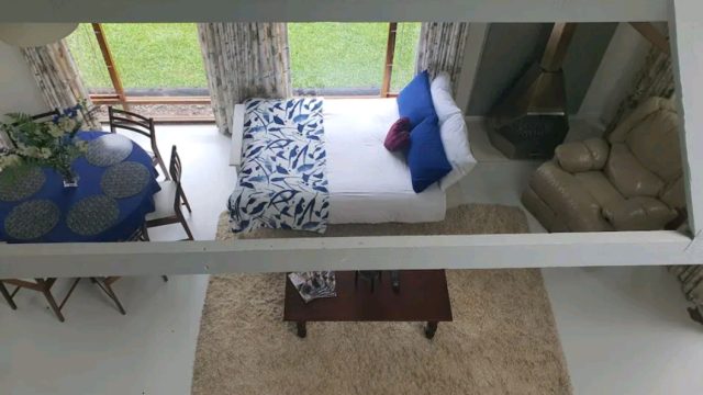 Beautiful garden cottage.2